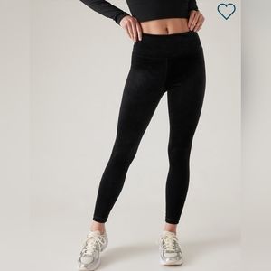 🌸 NWT Athleta Ultra High Rise Elation Tight in Black Velvet (Size L)
